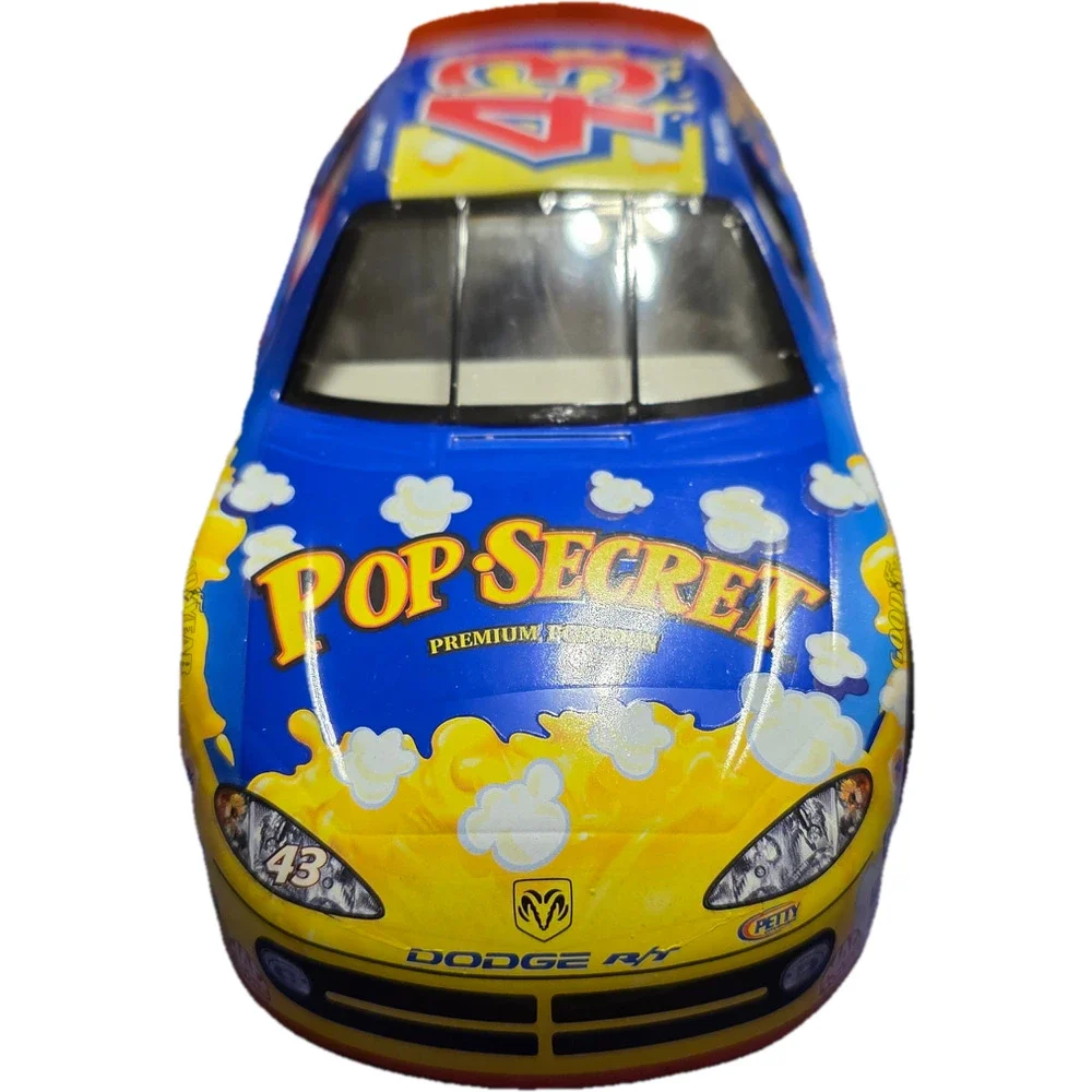 Hot Wheels John Andretti #43 Pop Secret 2000 Dodge Intrepid 1:24 NASCAR
